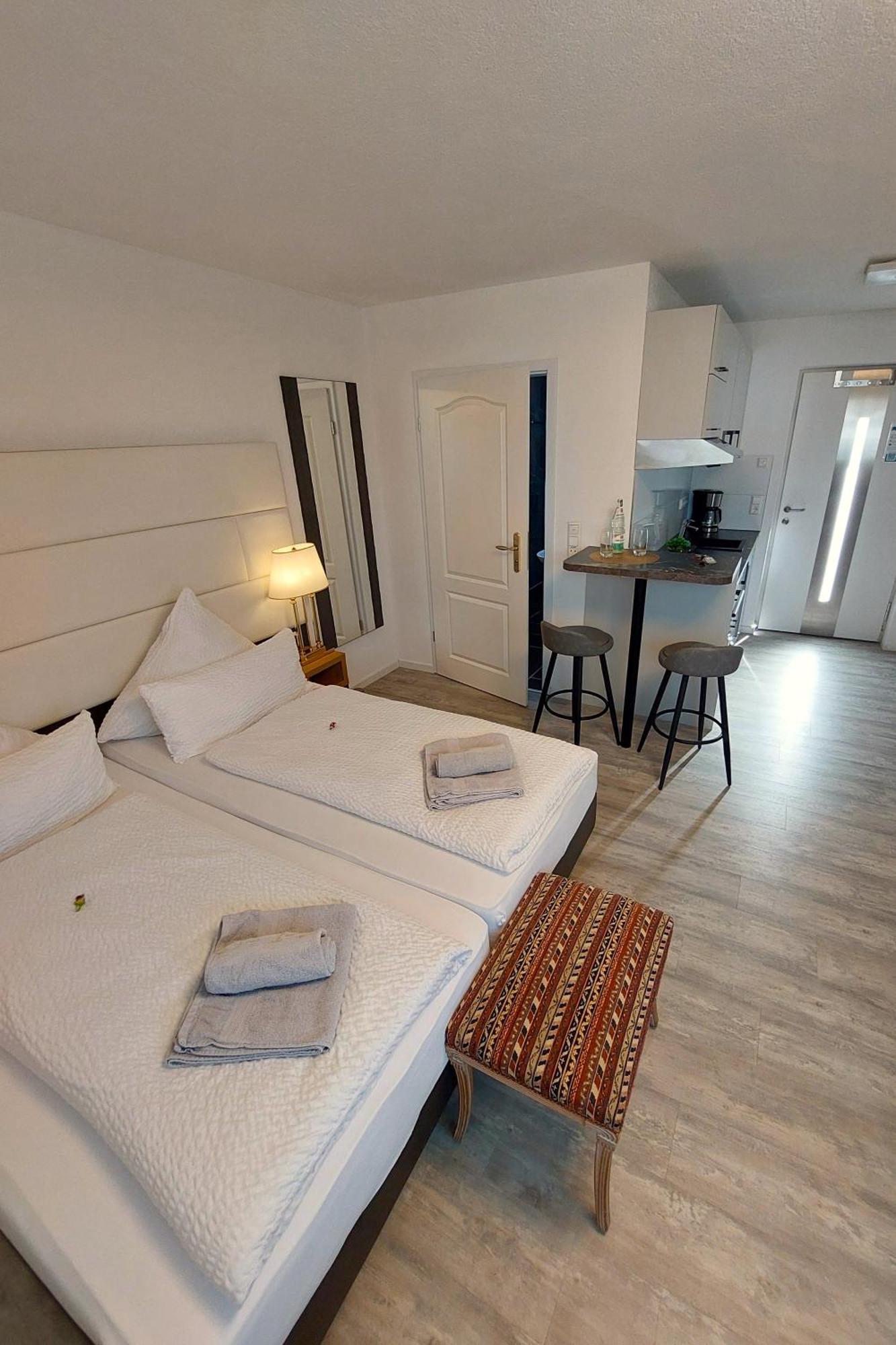 Uhldingen-Mühlhofen Bodensee Sunshine Zimmer & Apts. מראה חיצוני תמונה
