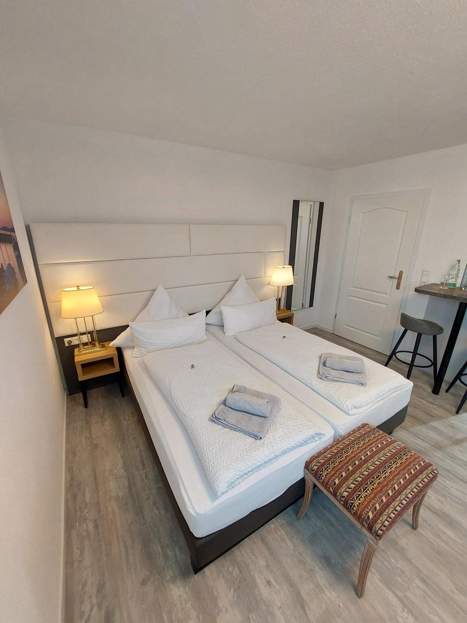 Uhldingen-Mühlhofen Bodensee Sunshine Zimmer & Apts. מראה חיצוני תמונה