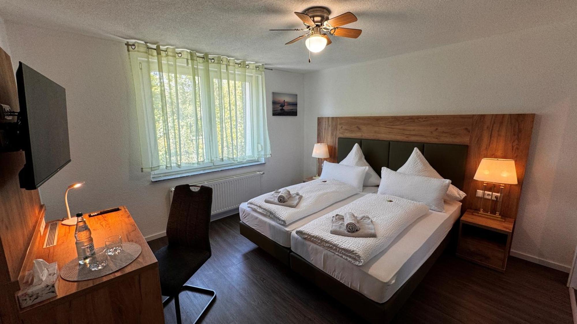 Uhldingen-Mühlhofen Bodensee Sunshine Zimmer & Apts. מראה חיצוני תמונה