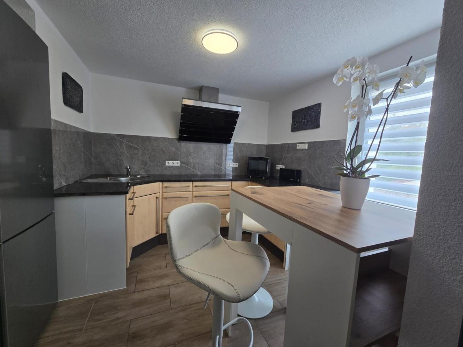 Uhldingen-Mühlhofen Bodensee Sunshine Zimmer & Apts. מראה חיצוני תמונה